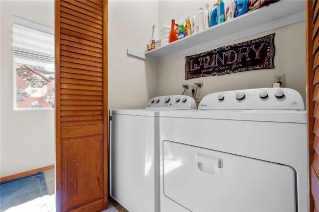 1430 Sequoia, Lake Arrowhead, CA 92352