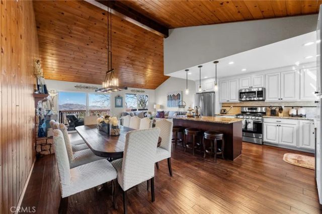 1430 Sequoia, Lake Arrowhead, CA 92352