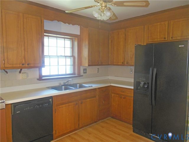 5310 Lingle Ln, North Chesterfield, VA 23234