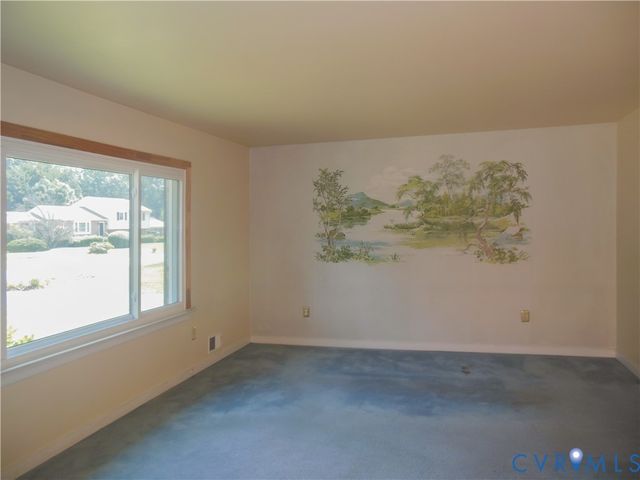 5310 Lingle Ln, North Chesterfield, VA 23234