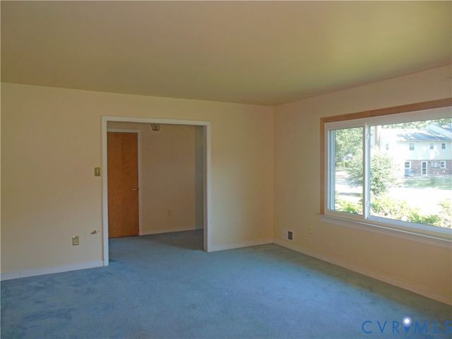 5310 Lingle Ln, North Chesterfield, VA 23234