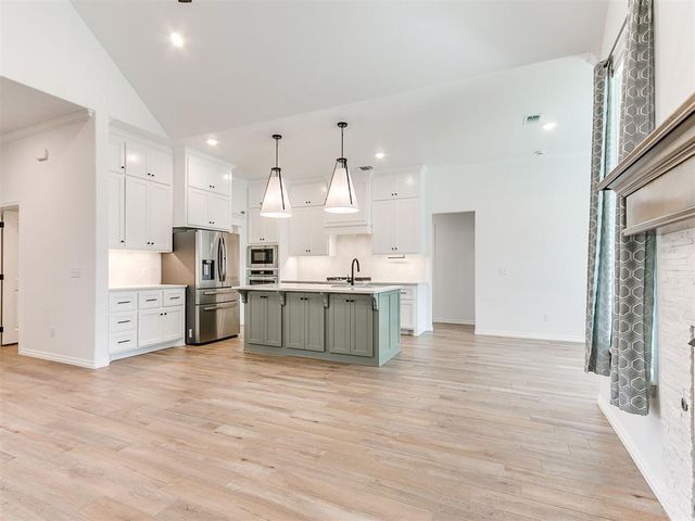 16013 Dahlia Road, Edmond, OK 73013