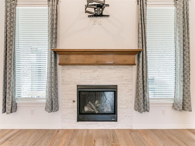 16013 Dahlia Road, Edmond, OK 73013