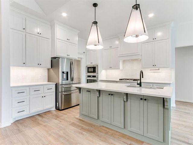 16013 Dahlia Road, Edmond, OK 73013