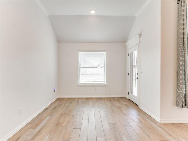 16013 Dahlia Road, Edmond, OK 73013