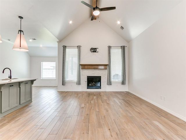 16013 Dahlia Road, Edmond, OK 73013