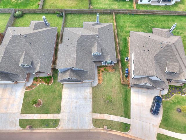 16013 Dahlia Road, Edmond, OK 73013