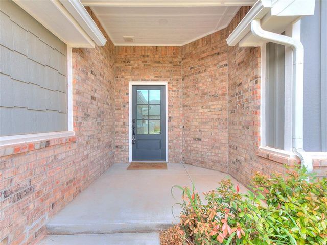 16013 Dahlia Road, Edmond, OK 73013
