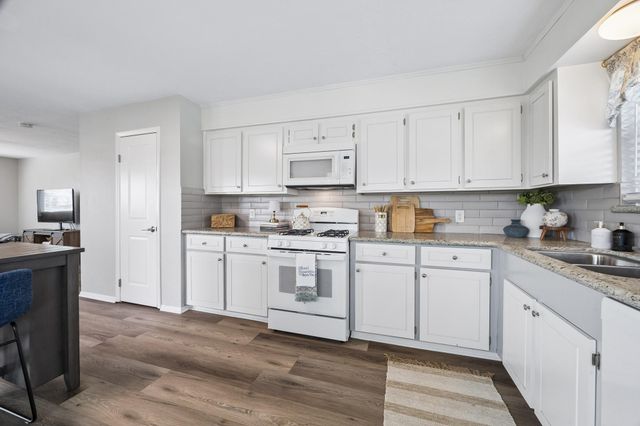 161 Barracuda Street, Hitchcock, TX 77563