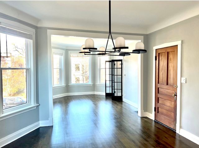 2447 N Mozart Street 2, Chicago, IL 60647