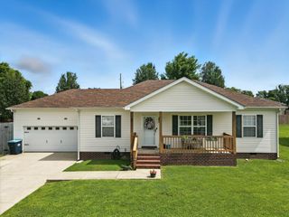 1106 Halverson Dr, Murfreesboro, TN 37128