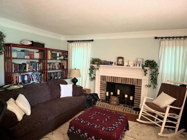 1922 Sourwood Drive, Dalton, GA 30720