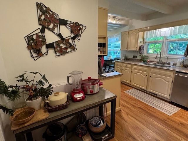 1922 Sourwood Drive, Dalton, GA 30720
