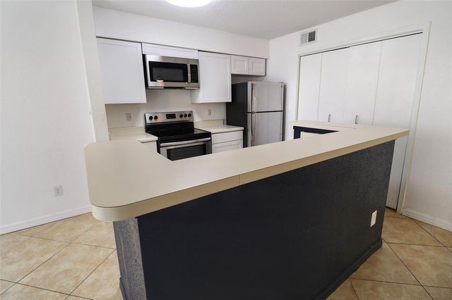 777 Riverside Drive 1516, Coral Springs, FL 33071