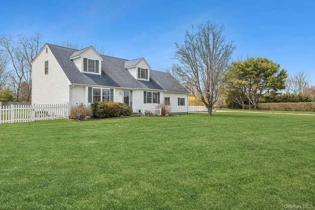 240 Lisa Drive, Southold, NY 11971