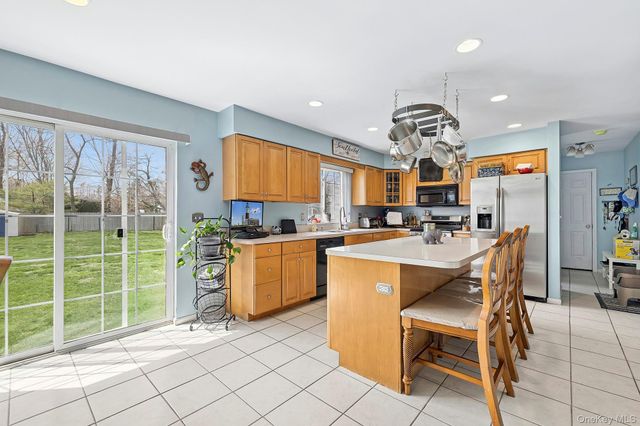 240 Lisa Drive, Southold, NY 11971
