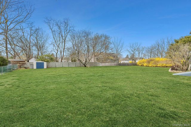 240 Lisa Drive, Southold, NY 11971