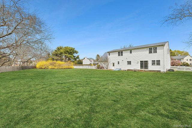 240 Lisa Drive, Southold, NY 11971
