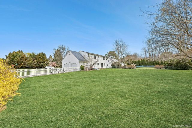 240 Lisa Drive, Southold, NY 11971