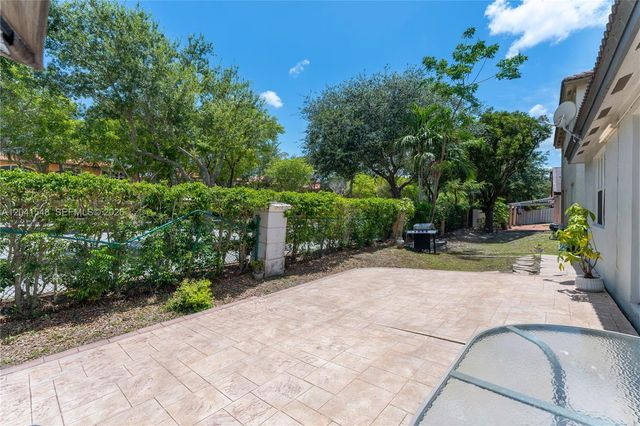 15506 SW 25th Terrace, Miami, FL 33185