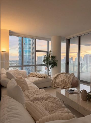 851 NE 1st Ave 2301, Miami, FL 33132