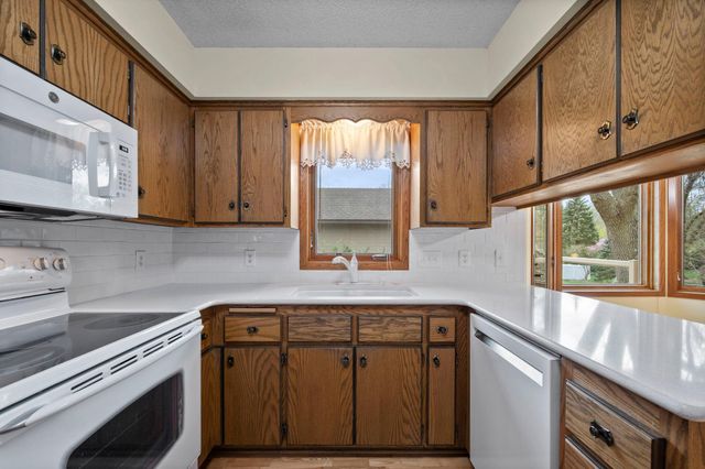 1494 Creek Park Lane, Fridley, MN 55432