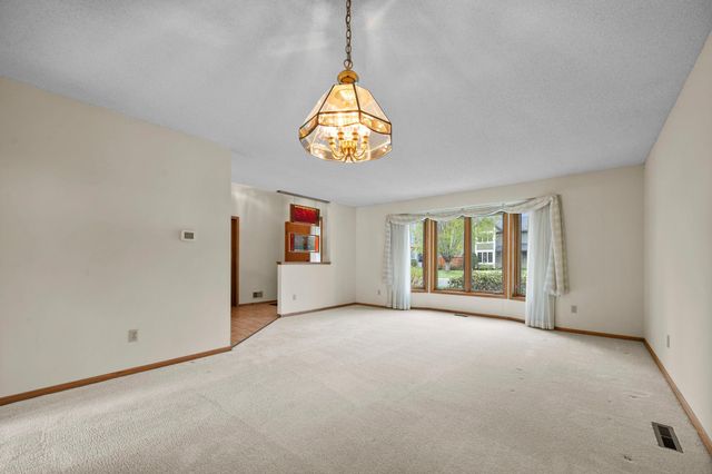 1494 Creek Park Lane, Fridley, MN 55432