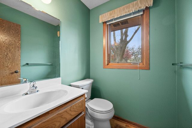 1494 Creek Park Lane, Fridley, MN 55432