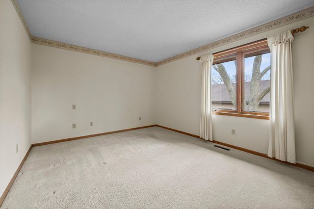 1494 Creek Park Lane, Fridley, MN 55432