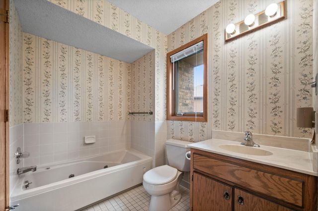 1494 Creek Park Lane, Fridley, MN 55432