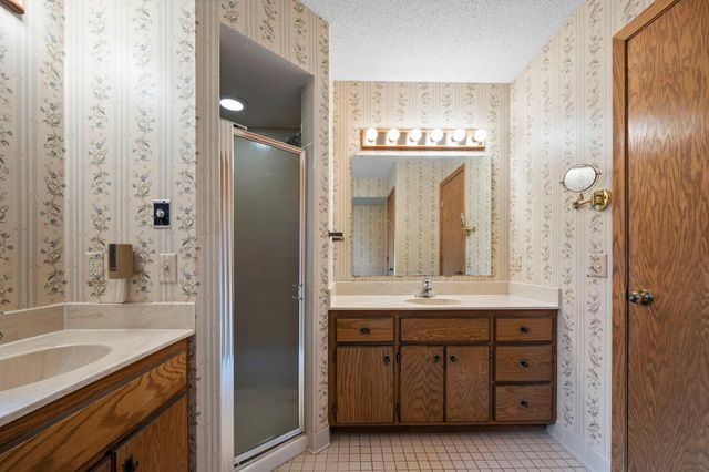 1494 Creek Park Lane, Fridley, MN 55432