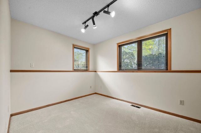 1494 Creek Park Lane, Fridley, MN 55432