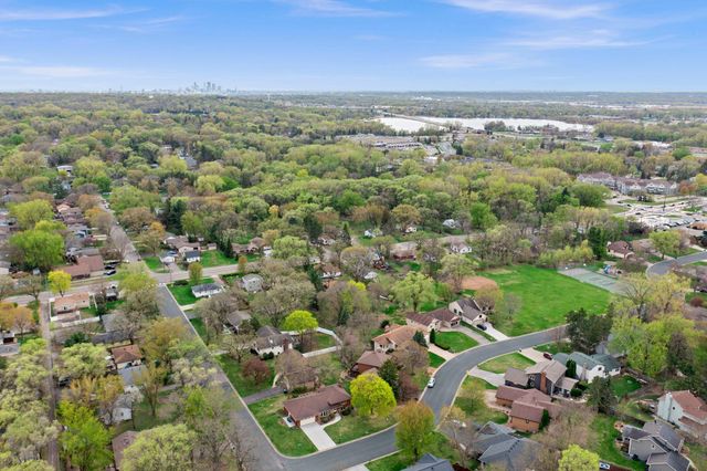 1494 Creek Park Lane, Fridley, MN 55432