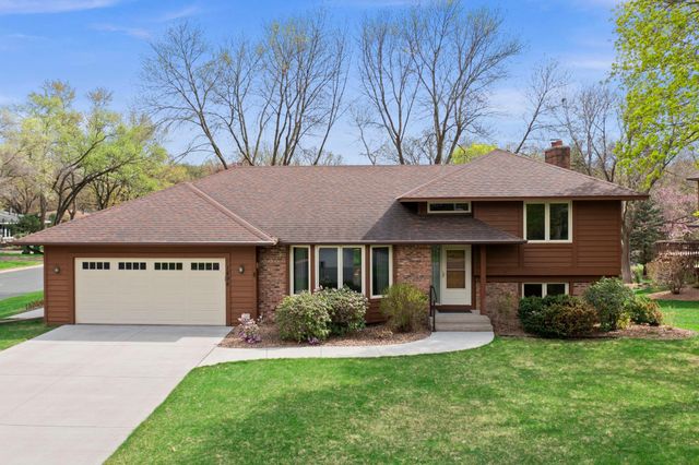 1494 Creek Park Lane, Fridley, MN 55432