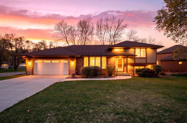 1494 Creek Park Lane, Fridley, MN 55432
