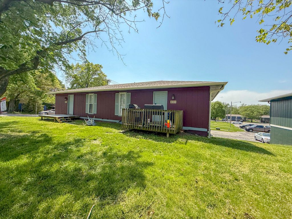 203 N WEST BLVD, Columbia, MO 65203