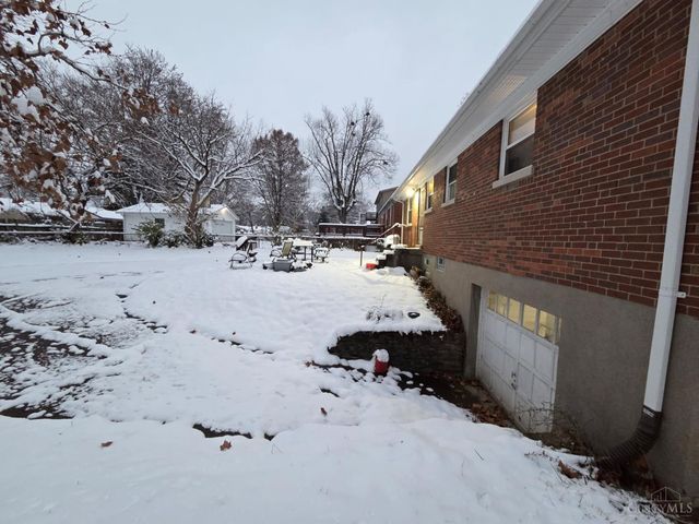 2806 Breezy Way, Cincinnati, OH 45239