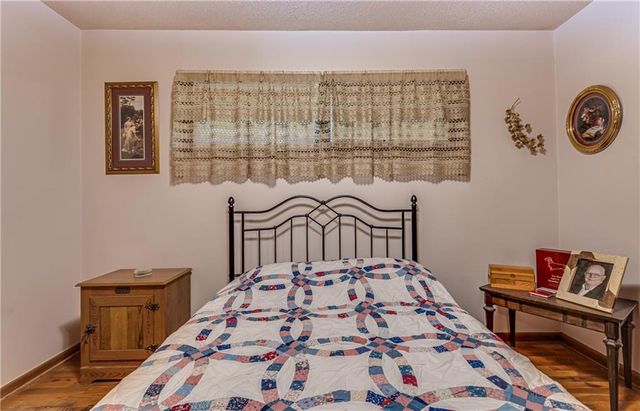 601 S Mulberry Street, Louisburg, KS 66053