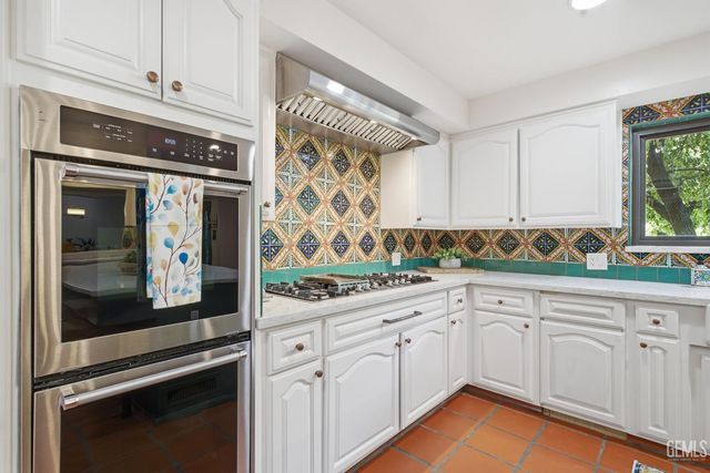 4265 Country Club Drive, Bakersfield, CA 93306