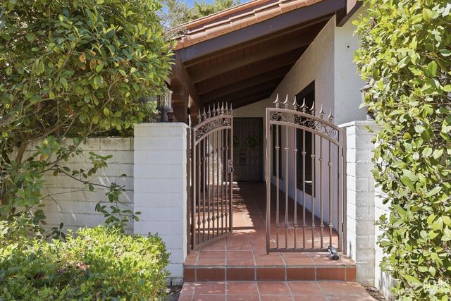 4265 Country Club Drive, Bakersfield, CA 93306