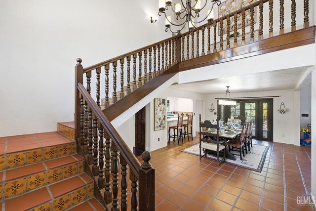 4265 Country Club Drive, Bakersfield, CA 93306