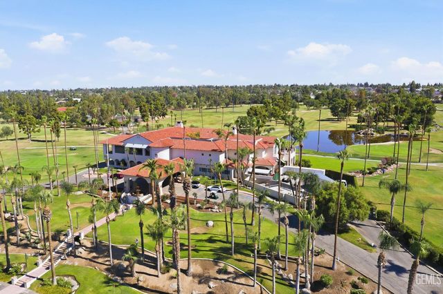 4265 Country Club Drive, Bakersfield, CA 93306