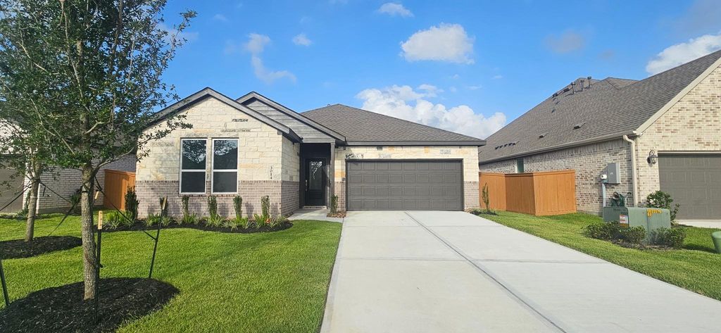 13120 Pinnacle Beach Drive, Texas City, TX 77568