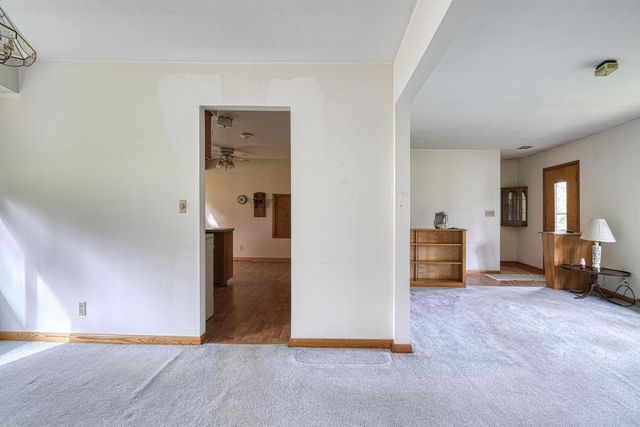 W139N6995 Bay Ridge LANE, Menomonee Falls, WI 53051