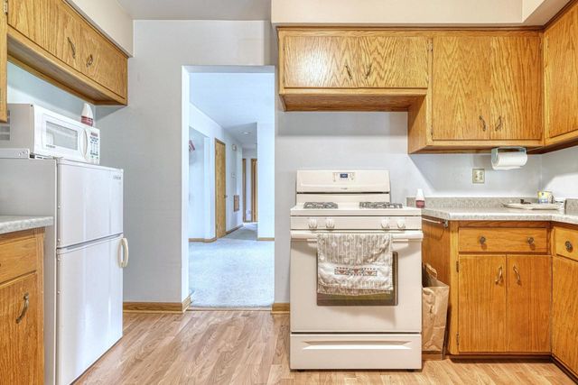 W139N6995 Bay Ridge LANE, Menomonee Falls, WI 53051