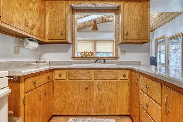 W139N6995 Bay Ridge LANE, Menomonee Falls, WI 53051