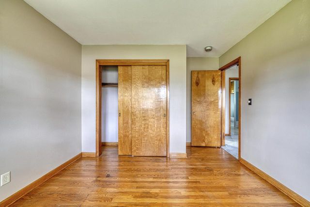 W139N6995 Bay Ridge LANE, Menomonee Falls, WI 53051