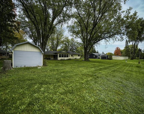 W139N6995 Bay Ridge LANE, Menomonee Falls, WI 53051