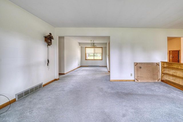 W139N6995 Bay Ridge LANE, Menomonee Falls, WI 53051