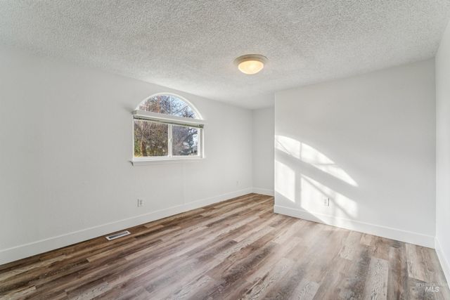 25164 Lansing Lane, Middleton, ID 83644